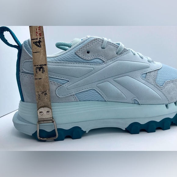 Reebok x Cardi B Leather V2 - NWT - Picture 8 of 10